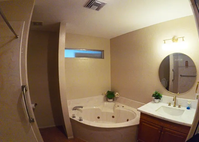 Quail's Nest - Downtown Apartment Tucson
